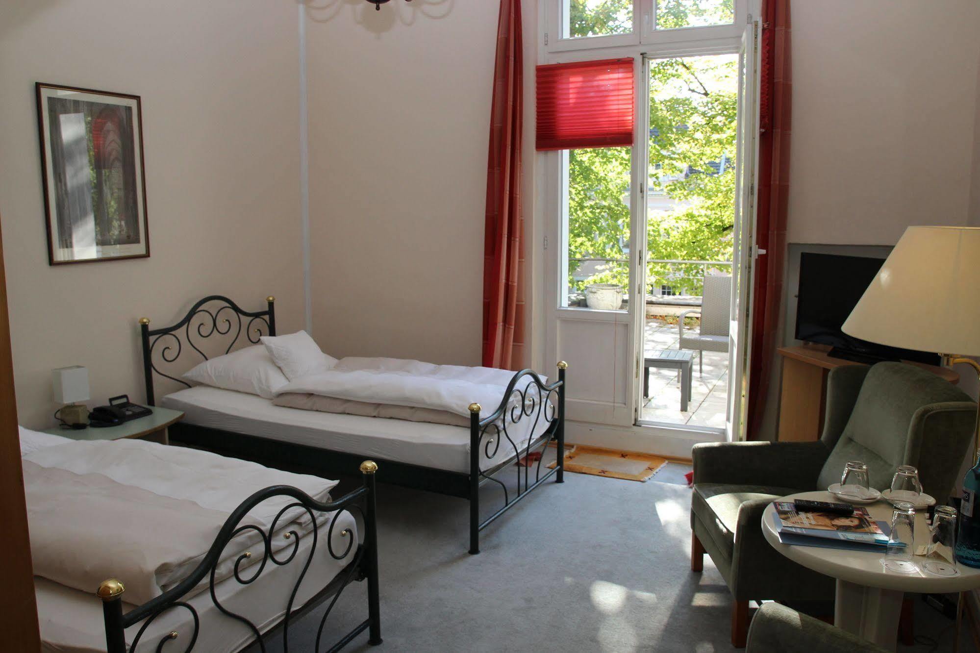 Hotel Rheinland Bonn - Bad Godesberg Ngoại thất bức ảnh